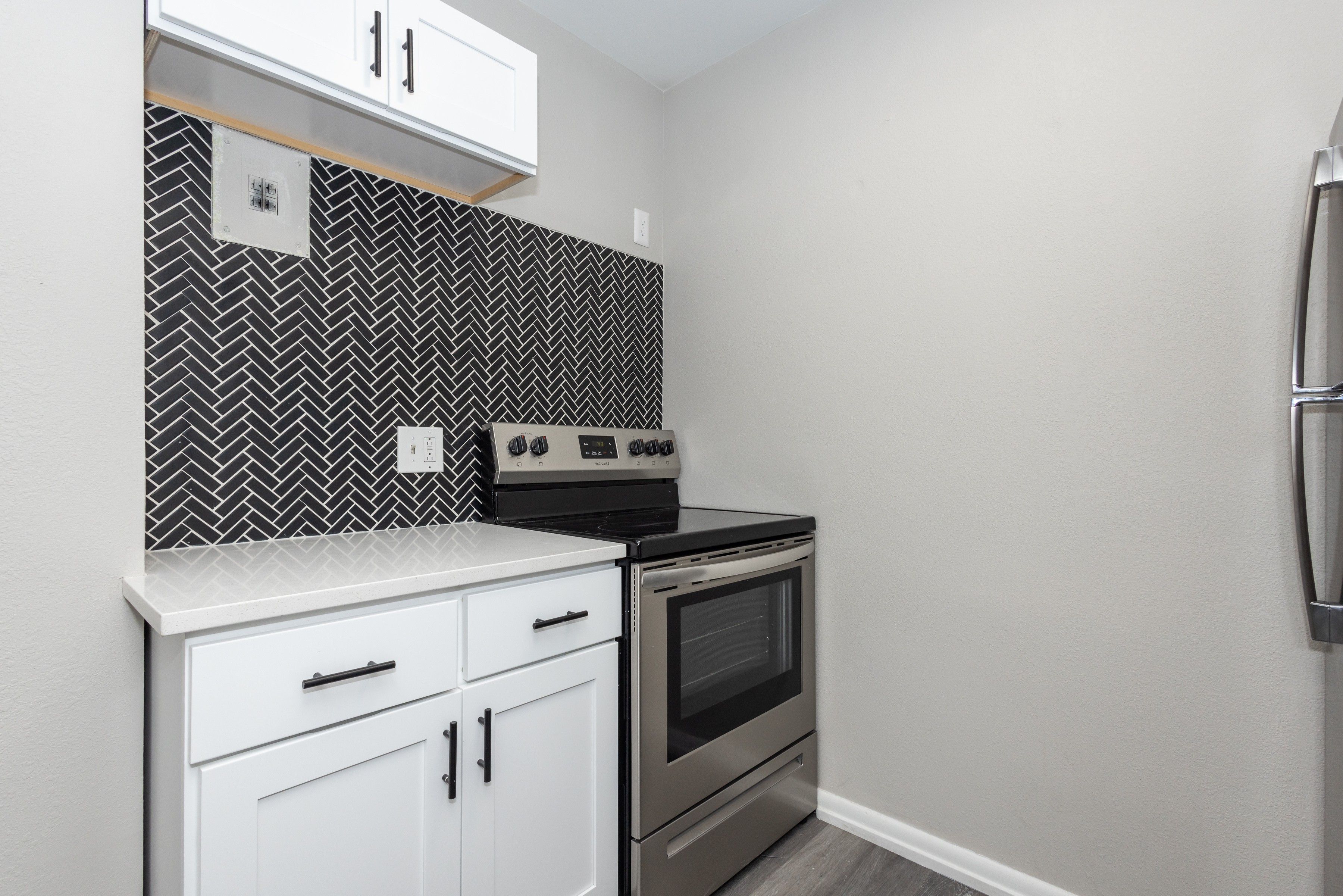 The Profile 1560 Sherman St., Denver, CO 80203 Cap Hill - Leasing by Cross Street